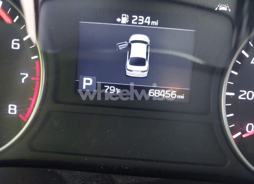 Photo 15 of 2019 Kia Optima EX (VIN 5XXGU4L11KG286103)