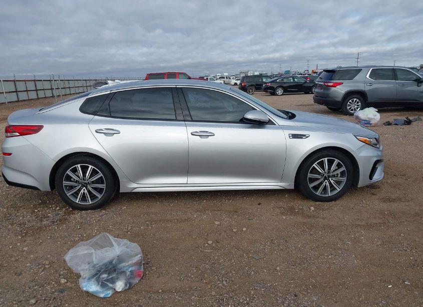 Photo 13 of 2019 Kia Optima EX (VIN 5XXGU4L11KG319200)