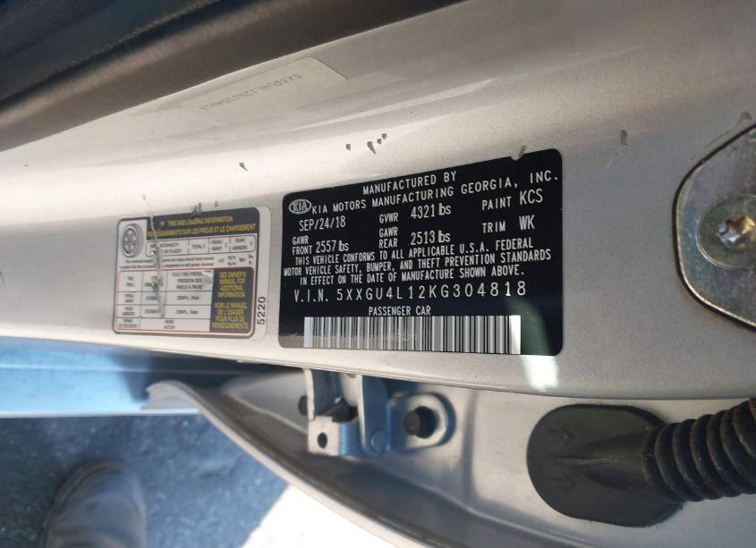 Photo 9 of 2019 Kia Optima EX (VIN 5XXGU4L12KG304818)