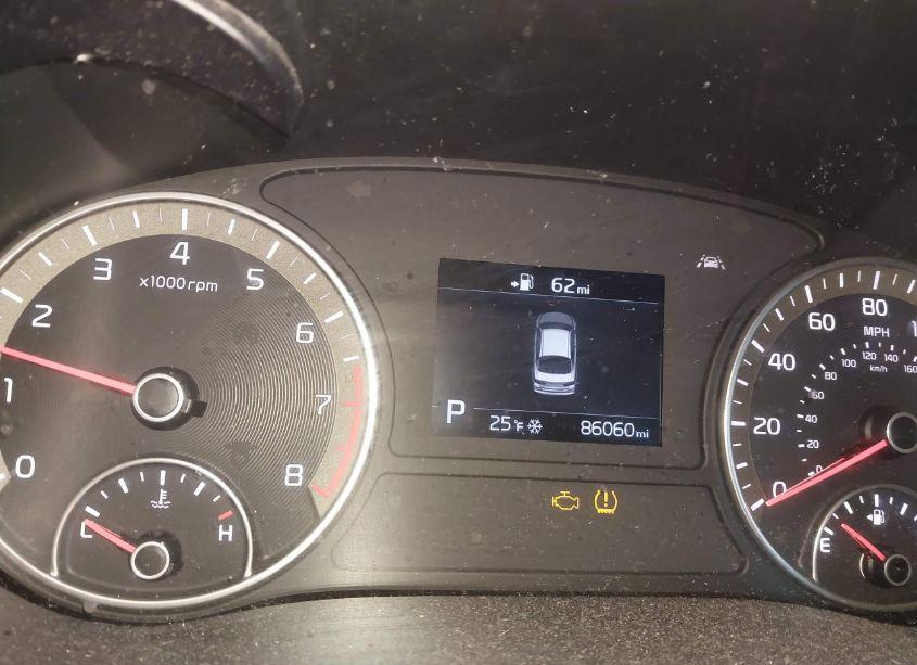 Photo 16 of 2019 Kia Optima EX (VIN 5XXGU4L12KG312336)