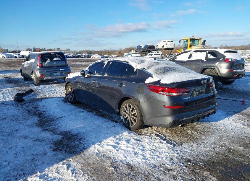 Photo 3 of 2019 Kia Optima EX (VIN 5XXGU4L12KG312336)