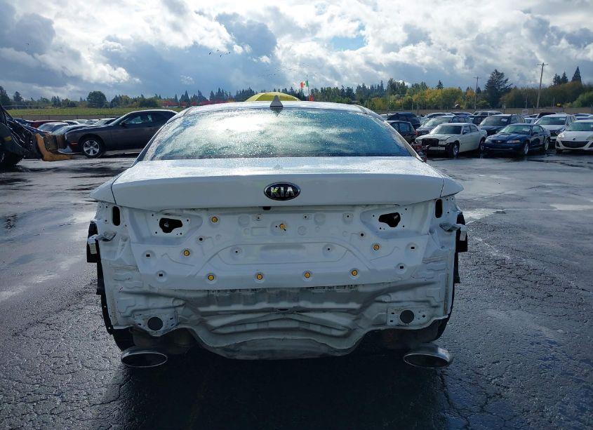 Photo 6 of 2019 Kia Optima EX (VIN 5XXGU4L12KG339634)