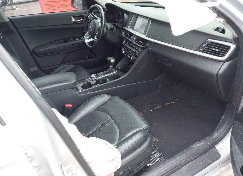 Photo 5 of 2019 Kia Optima EX (VIN 5XXGU4L14KG299816)