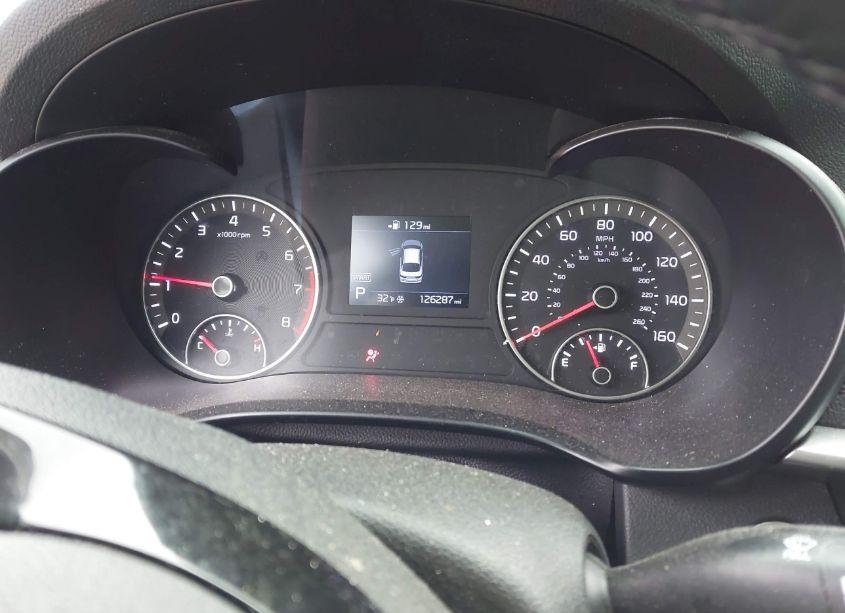 Photo 7 of 2019 Kia Optima EX (VIN 5XXGU4L14KG299816)