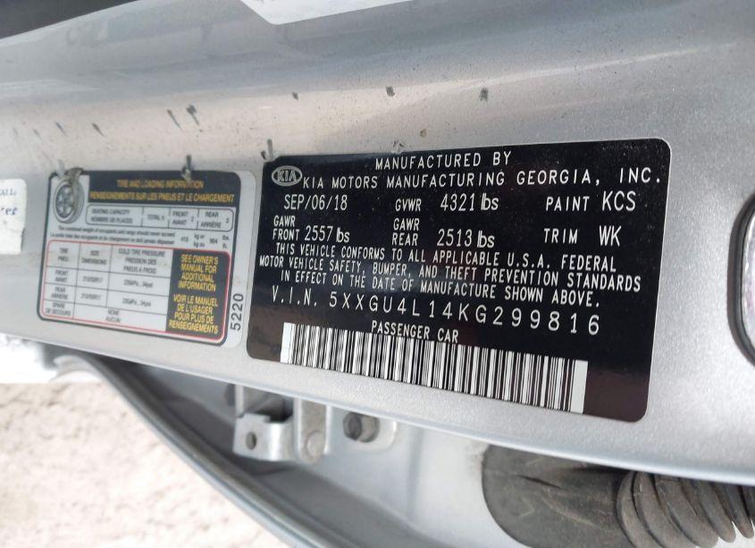 Photo 9 of 2019 Kia Optima EX (VIN 5XXGU4L14KG299816)