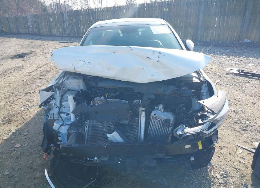 Photo 13 of 2019 Kia Optima EX (VIN 5XXGU4L14KG333107)