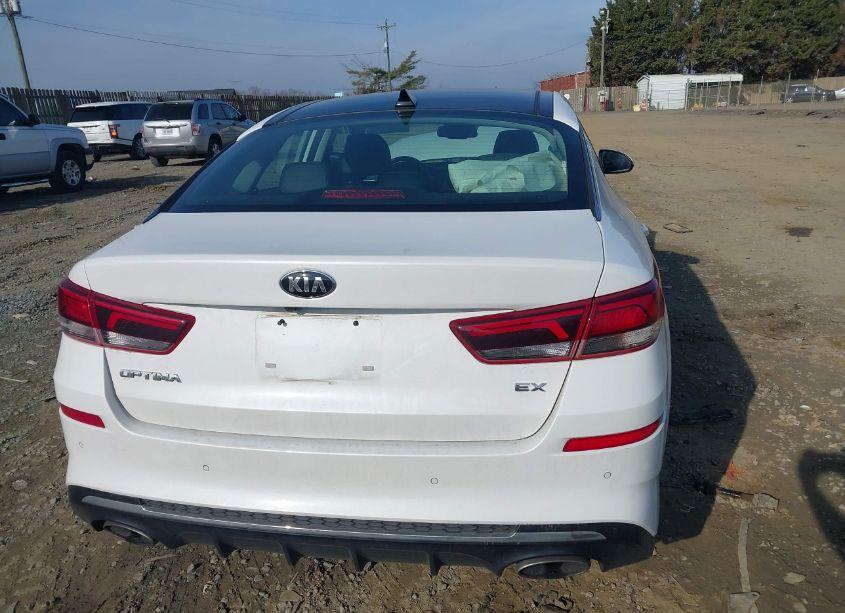 Photo 17 of 2019 Kia Optima EX (VIN 5XXGU4L14KG333107)