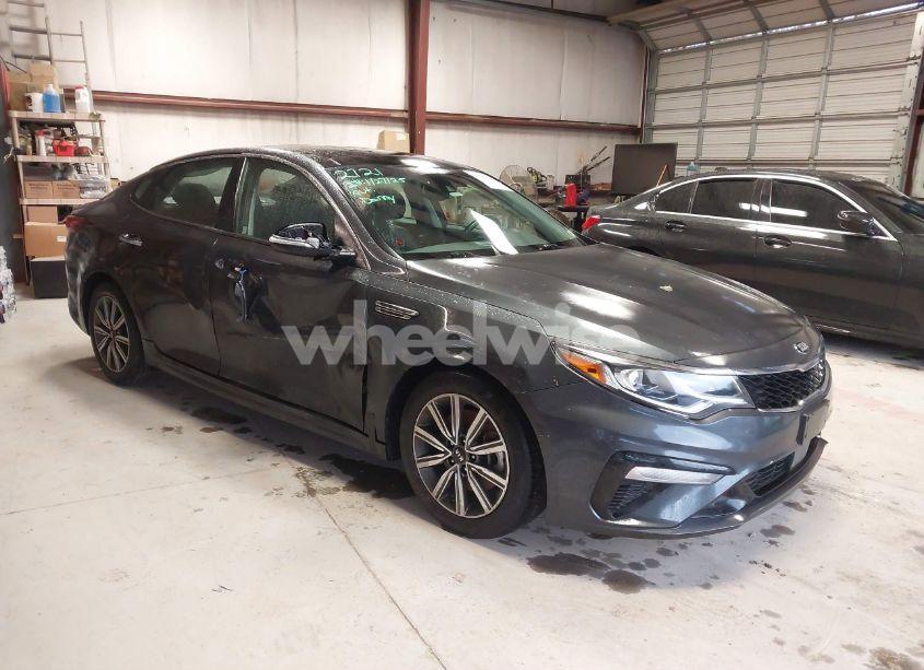 2019 Kia Optima EX (VIN 5XXGU4L15KG298304) main photo