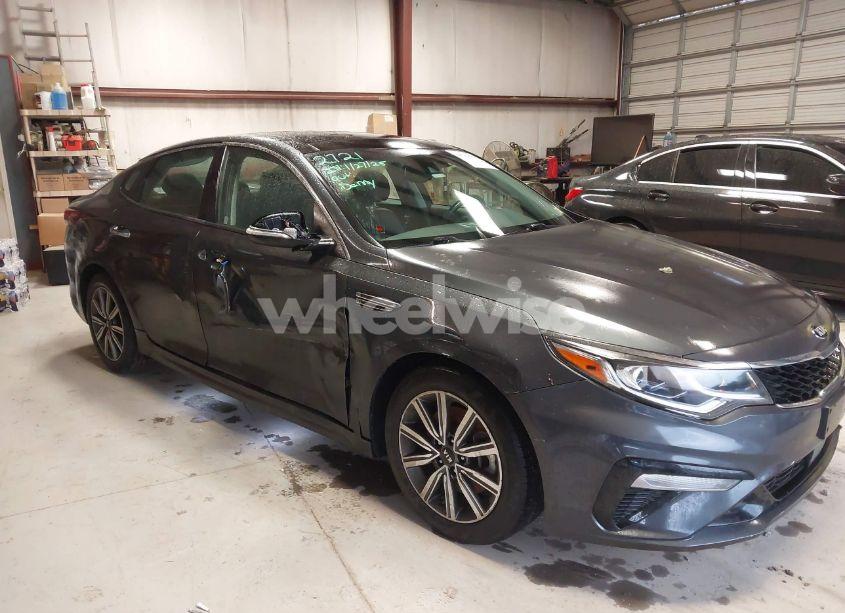 Photo 6 of 2019 Kia Optima EX (VIN 5XXGU4L15KG298304)