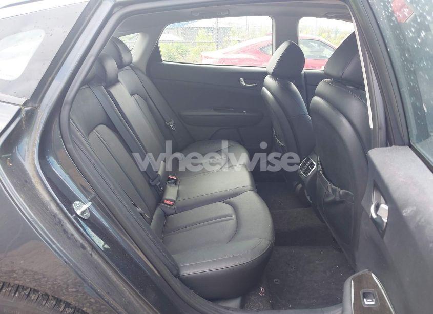 Photo 8 of 2019 Kia Optima EX (VIN 5XXGU4L15KG318728)