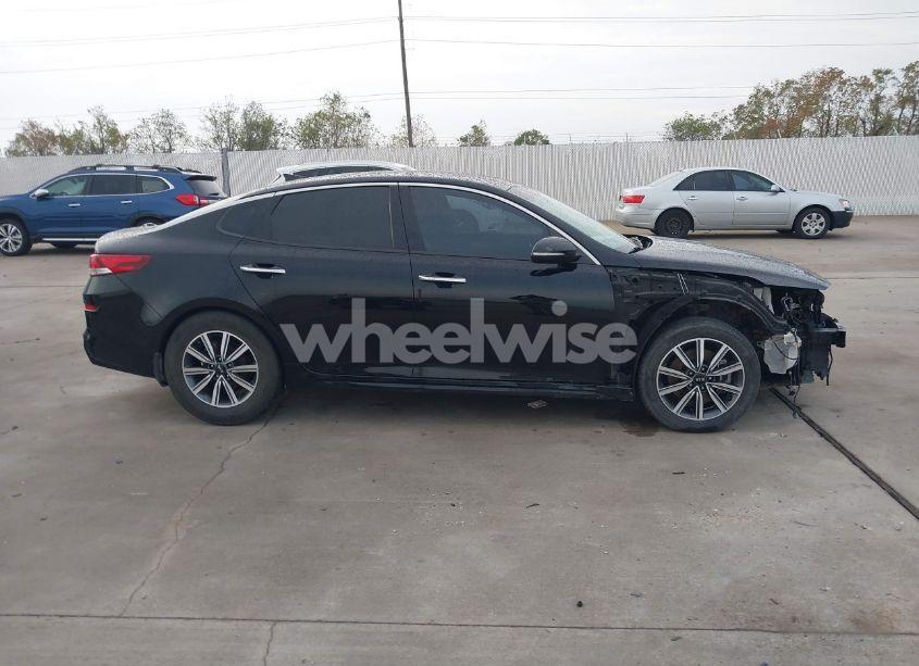 Photo 13 of 2019 Kia Optima EX (VIN 5XXGU4L16KG315076)