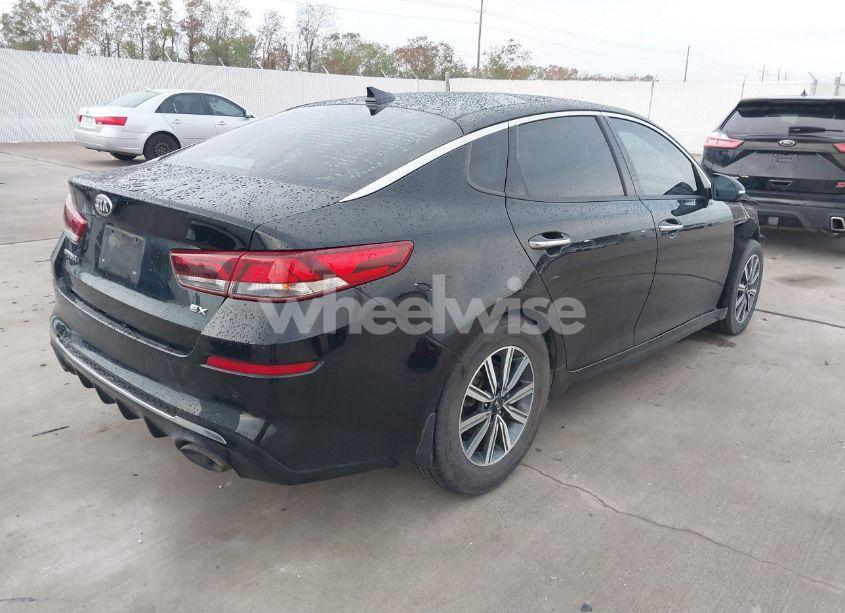 Photo 4 of 2019 Kia Optima EX (VIN 5XXGU4L16KG315076)