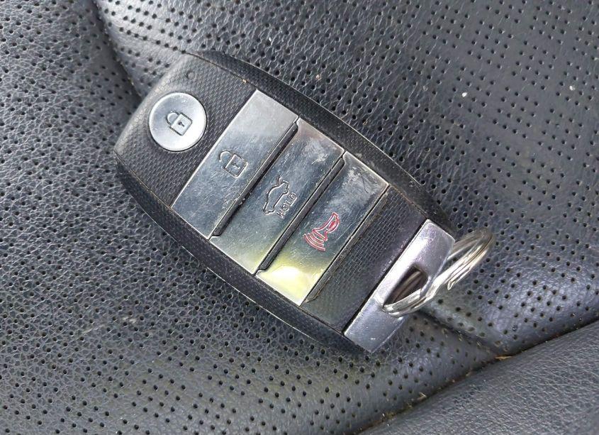 Photo 11 of 2019 Kia Optima EX (VIN 5XXGU4L17KG311618)