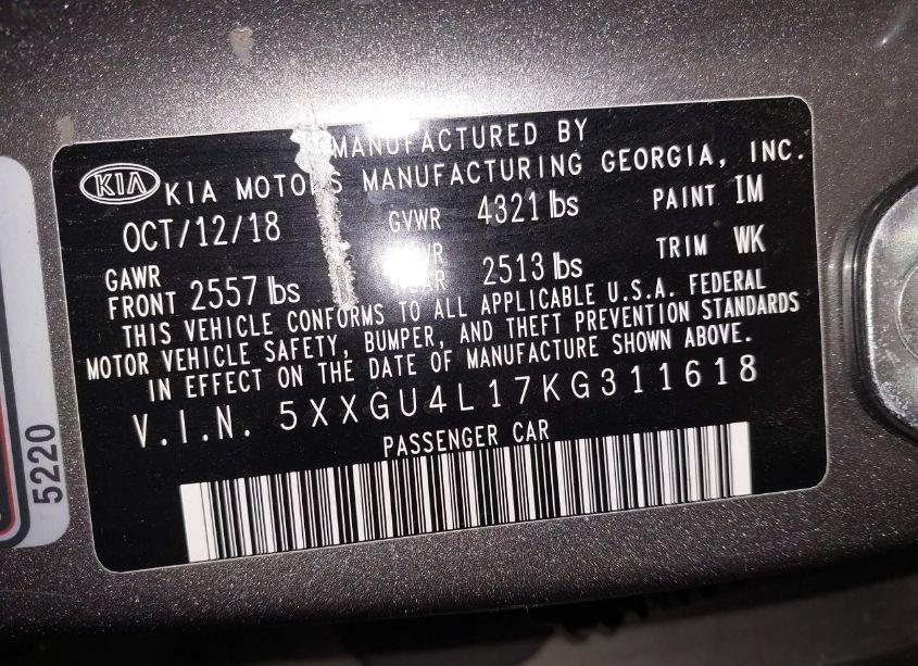 Photo 9 of 2019 Kia Optima EX (VIN 5XXGU4L17KG311618)