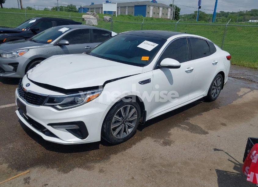 Photo 2 of 2020 Kia Optima EX PREMIUM (VIN 5XXGU4L17LG439987)