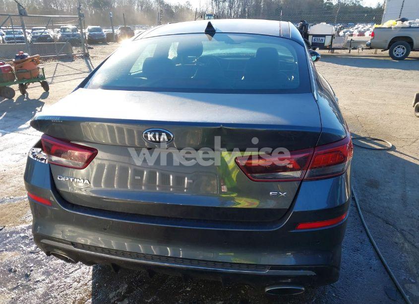 Photo 16 of 2019 Kia Optima EX (VIN 5XXGU4L18KG379815)