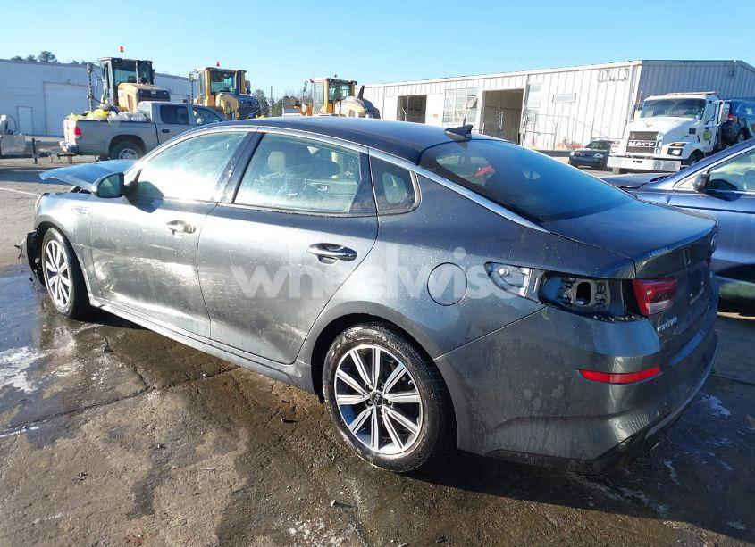 Photo 3 of 2019 Kia Optima EX (VIN 5XXGU4L18KG379815)