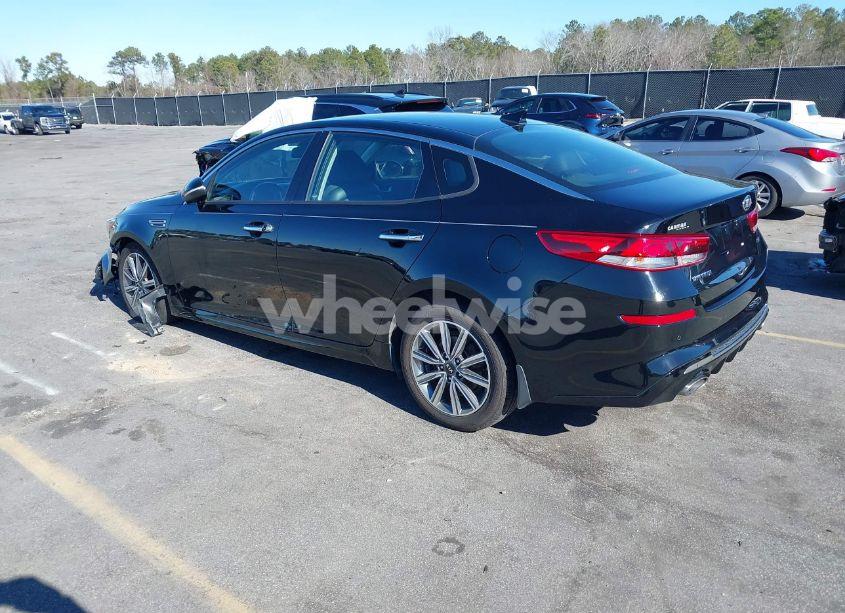 Photo 3 of 2019 Kia Optima EX (VIN 5XXGU4L19KG274989)