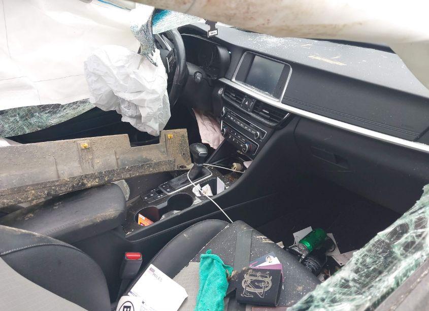 Photo 5 of 2019 Kia Optima EX (VIN 5XXGU4L19KG302936)