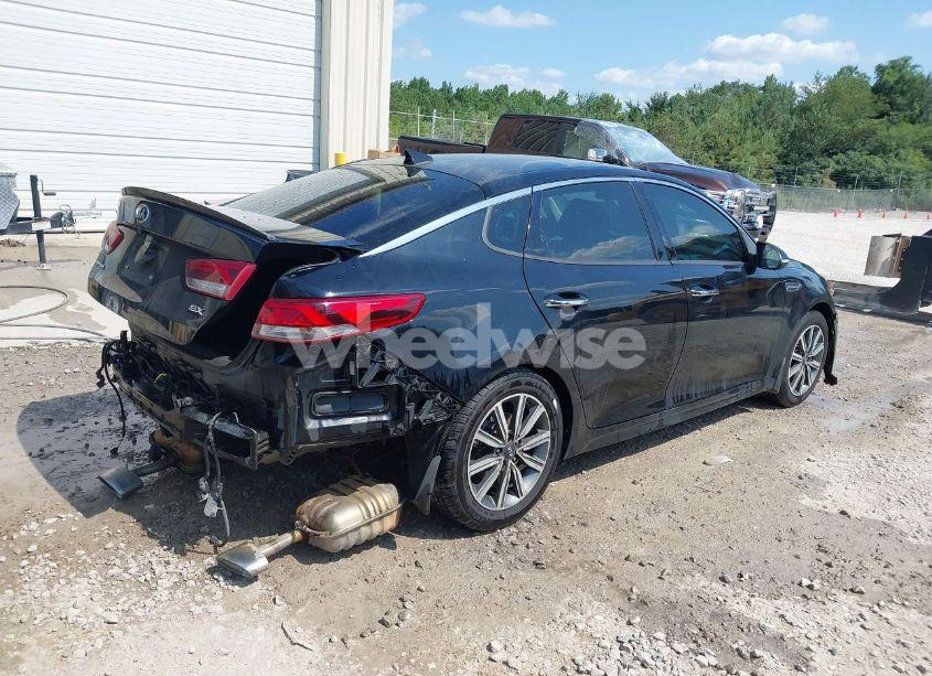 Photo 4 of 2019 Kia Optima EX (VIN 5XXGU4L19KG304069)
