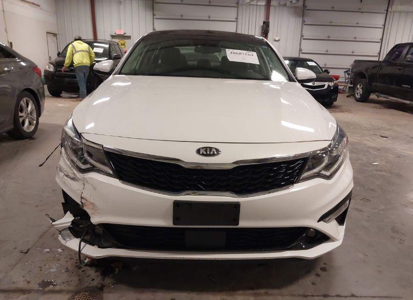 Photo 13 of 2019 Kia Optima EX (VIN 5XXGU4L1XKG313444)