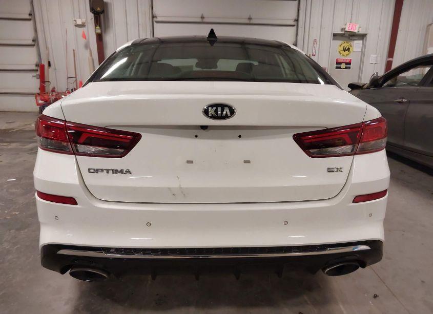 Photo 17 of 2019 Kia Optima EX (VIN 5XXGU4L1XKG313444)