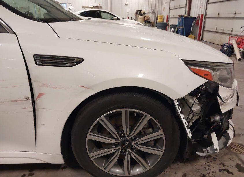 Photo 20 of 2019 Kia Optima EX (VIN 5XXGU4L1XKG313444)