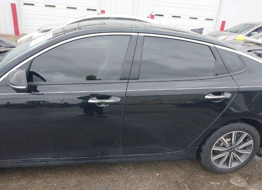 Photo 14 of 2019 Kia Optima EX (VIN 5XXGU4L1XKG334620)