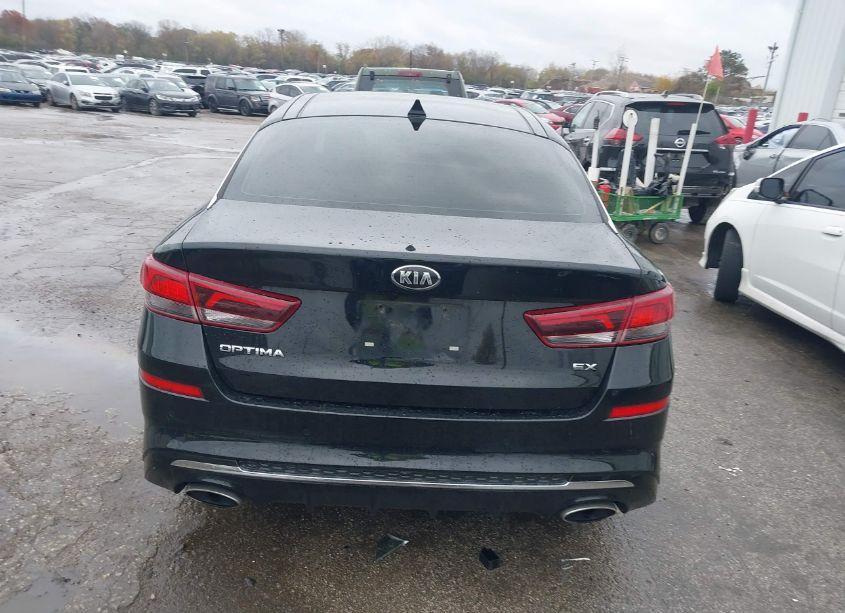 Photo 16 of 2019 Kia Optima EX (VIN 5XXGU4L1XKG334620)