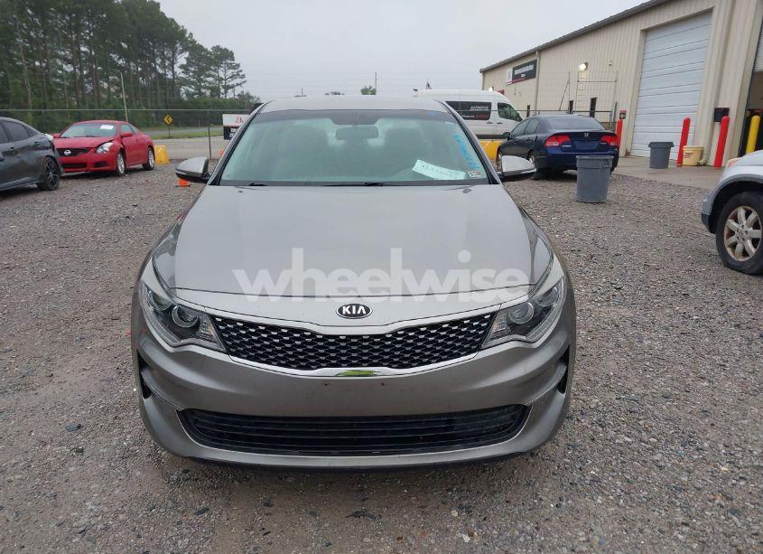 Photo 12 of 2016 Kia Optima EX (VIN 5XXGU4L30GG085317)