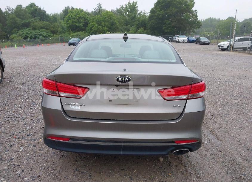 Photo 16 of 2016 Kia Optima EX (VIN 5XXGU4L30GG085317)