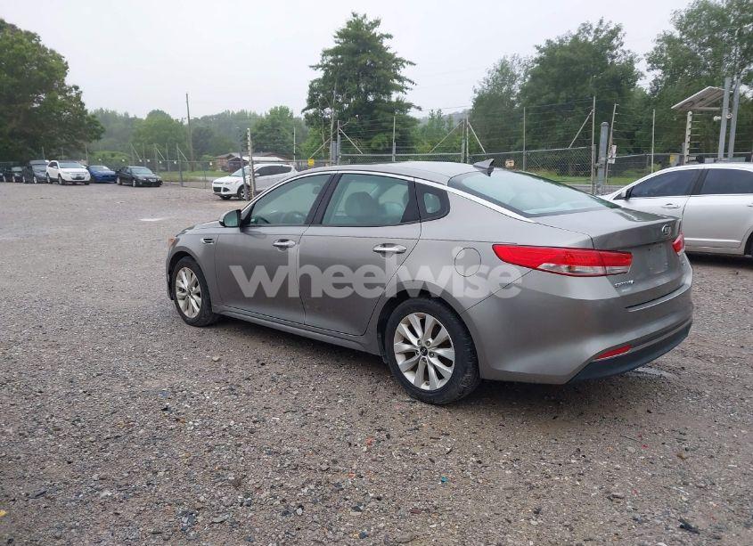 Photo 3 of 2016 Kia Optima EX (VIN 5XXGU4L30GG085317)