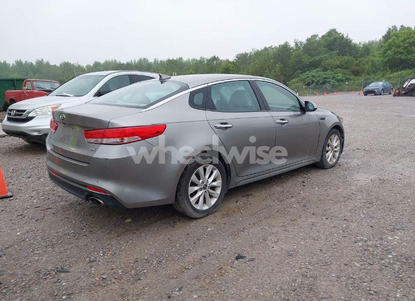 Photo 4 of 2016 Kia Optima EX (VIN 5XXGU4L30GG085317)