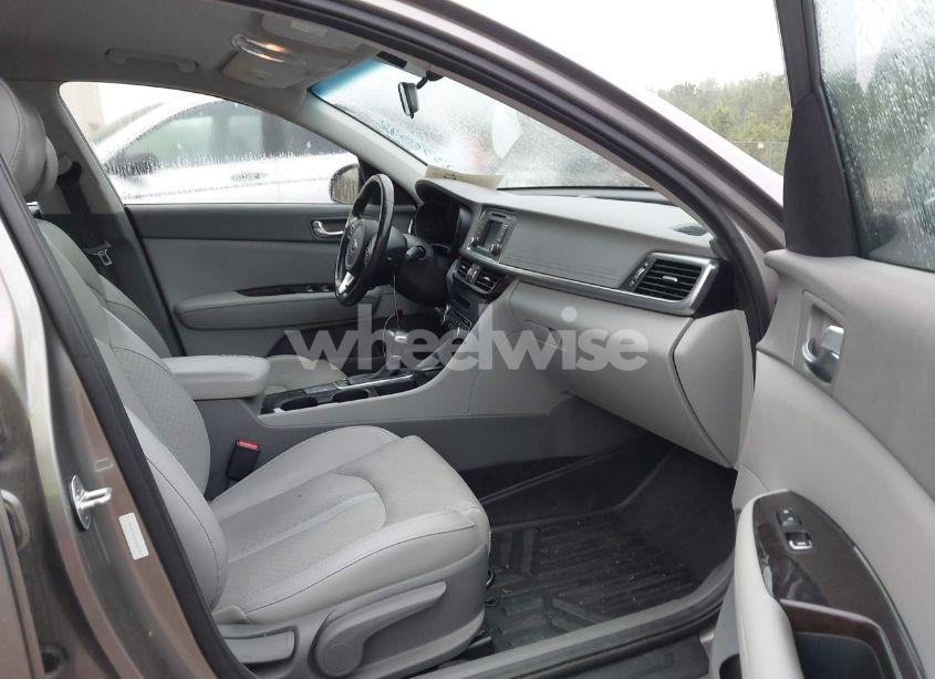 Photo 5 of 2016 Kia Optima EX (VIN 5XXGU4L30GG085317)