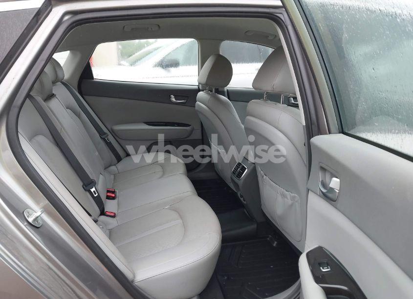 Photo 8 of 2016 Kia Optima EX (VIN 5XXGU4L30GG085317)