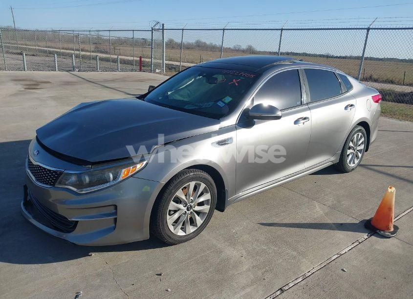 Photo 2 of 2016 Kia Optima EX (VIN 5XXGU4L30GG086953)