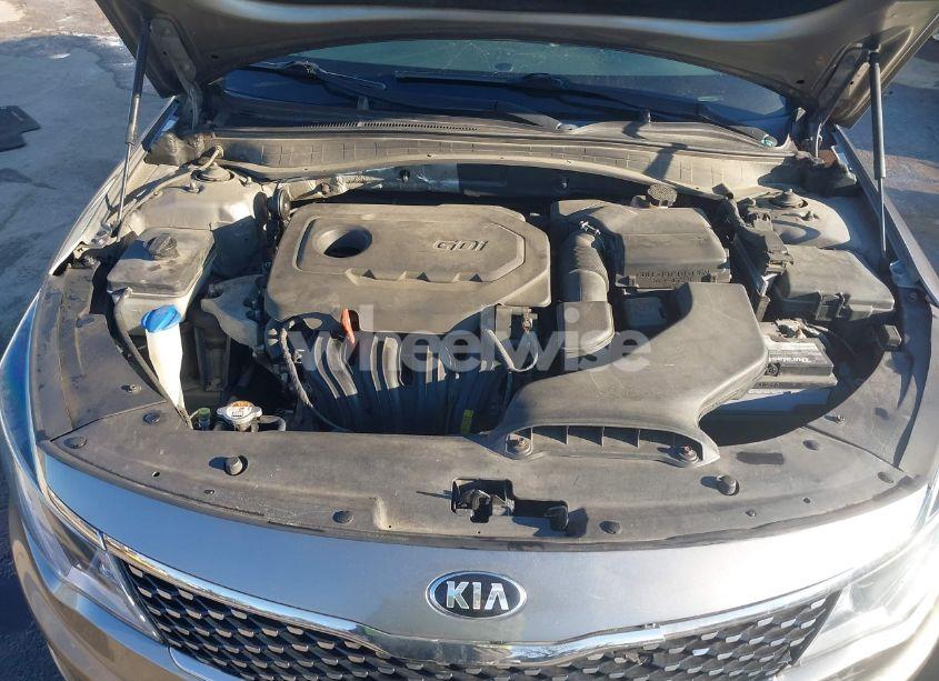 Photo 10 of 2016 Kia Optima EX (VIN 5XXGU4L30GG098746)
