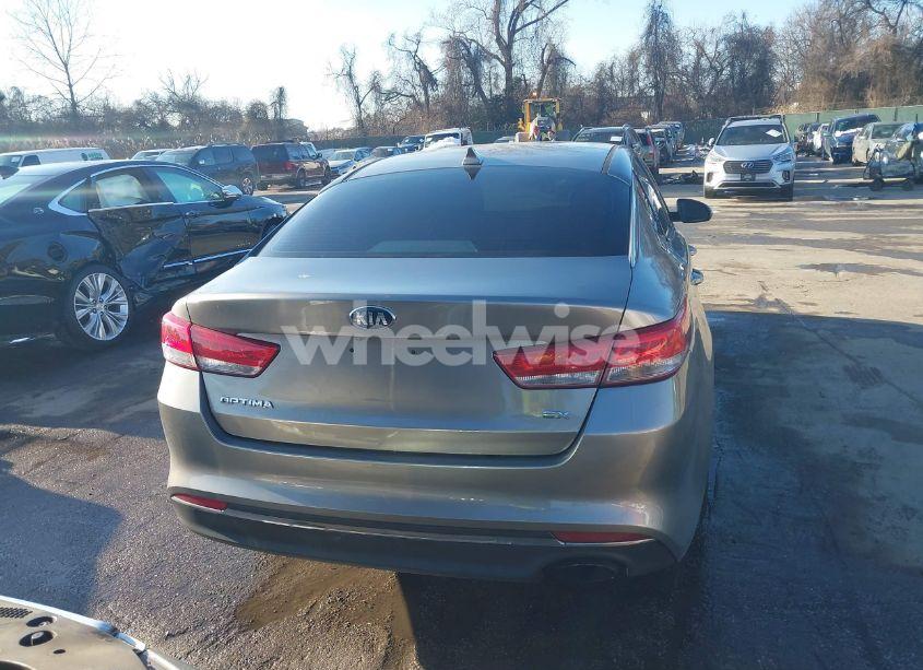 Photo 16 of 2016 Kia Optima EX (VIN 5XXGU4L30GG098746)