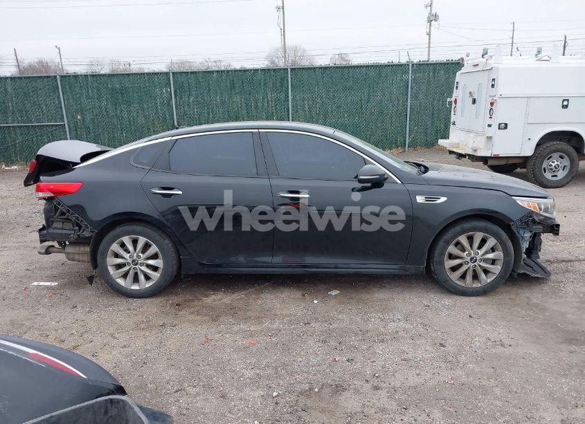 Photo 14 of 2017 Kia Optima EX (VIN 5XXGU4L30HG163466)