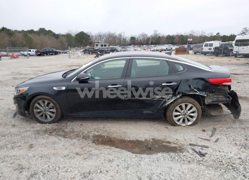 Photo 14 of 2017 Kia Optima EX (VIN 5XXGU4L30HG163502)