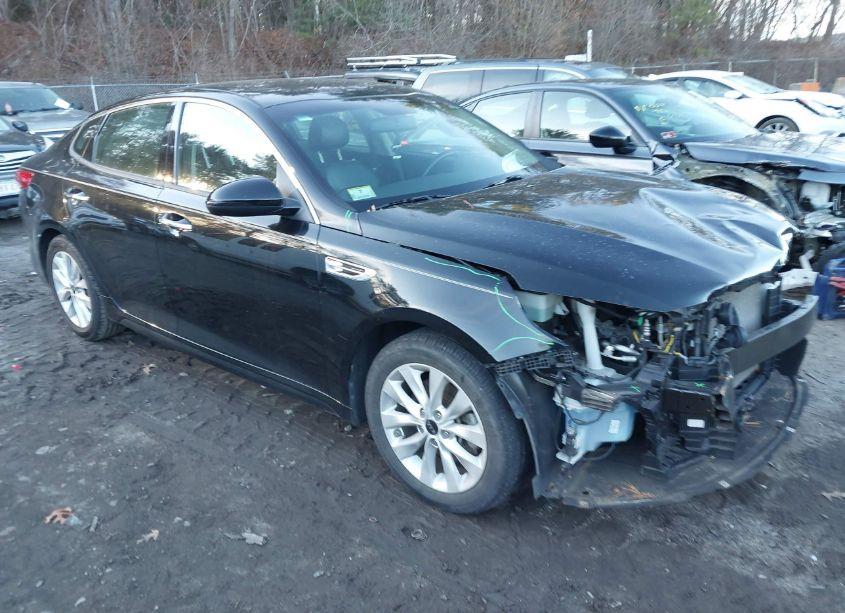 2018 Kia Optima EX (VIN 5XXGU4L30JG224787) main photo