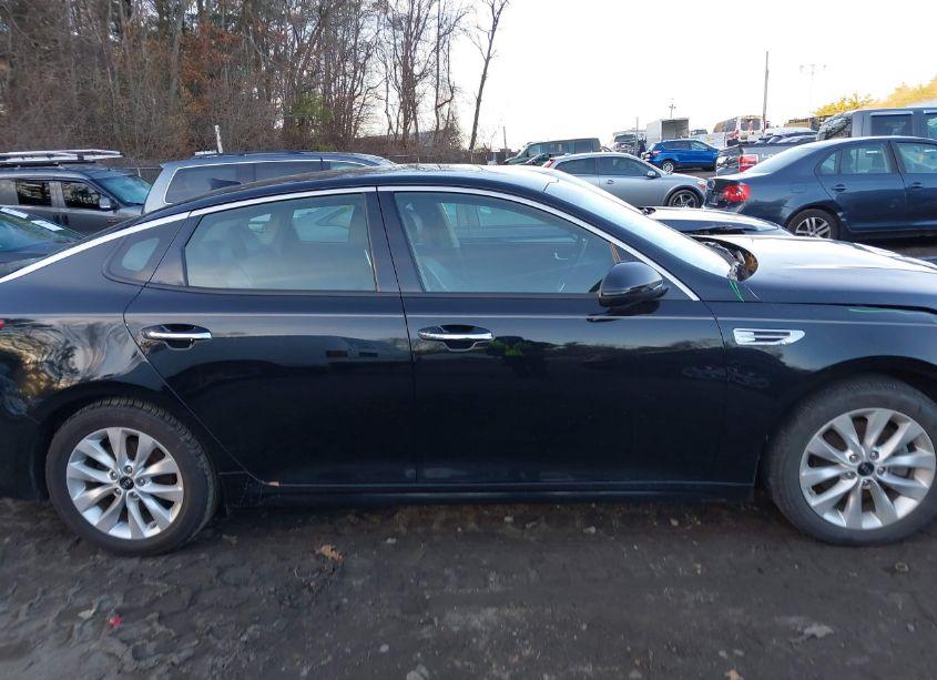 Photo 14 of 2018 Kia Optima EX (VIN 5XXGU4L30JG224787)
