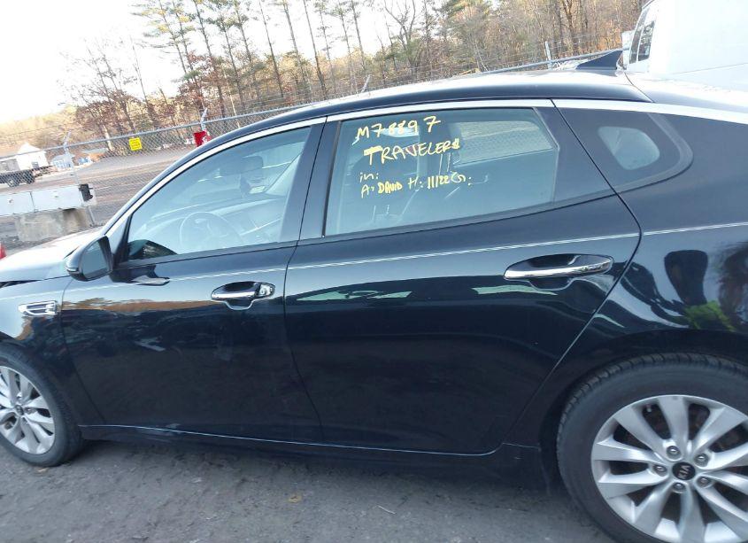 Photo 15 of 2018 Kia Optima EX (VIN 5XXGU4L30JG224787)