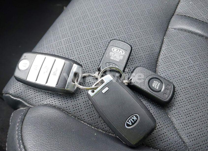 Photo 11 of 2016 Kia Optima EX (VIN 5XXGU4L31GG009248)