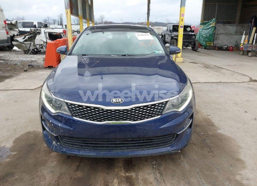 Photo 12 of 2016 Kia Optima EX (VIN 5XXGU4L31GG009248)