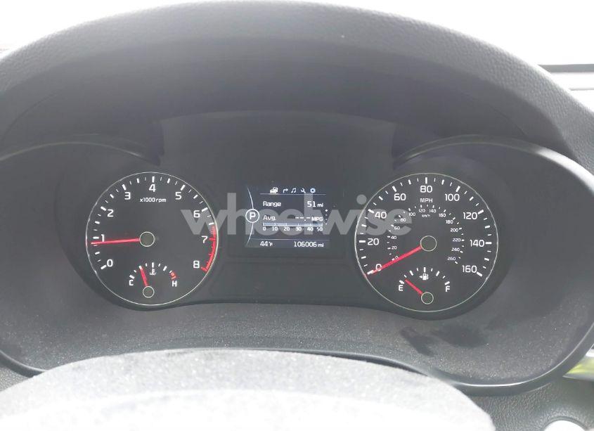 Photo 7 of 2016 Kia Optima EX (VIN 5XXGU4L31GG009248)