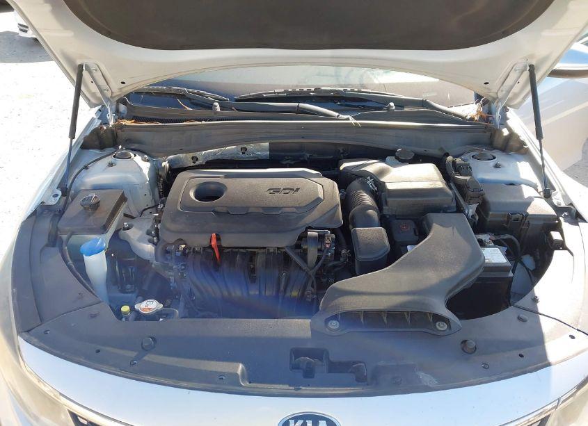 Photo 10 of 2016 Kia Optima EX (VIN 5XXGU4L31GG054576)