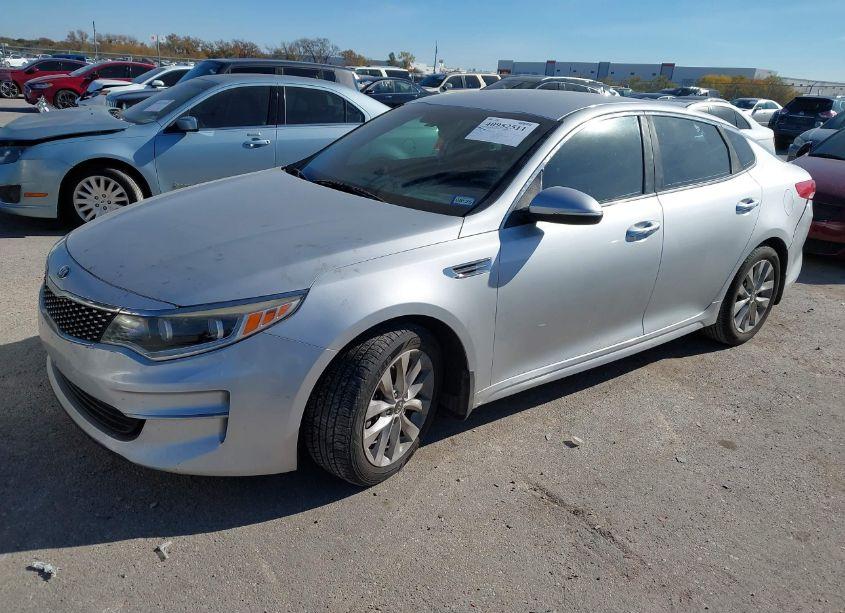 Photo 2 of 2016 Kia Optima EX (VIN 5XXGU4L31GG054576)