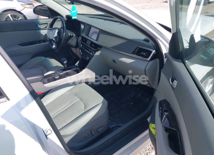 Photo 5 of 2016 Kia Optima EX (VIN 5XXGU4L31GG064220)