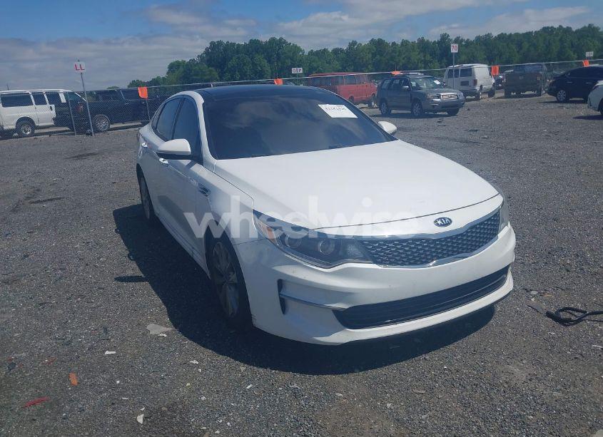 2016 Kia Optima EX (VIN 5XXGU4L31GG078375) main photo